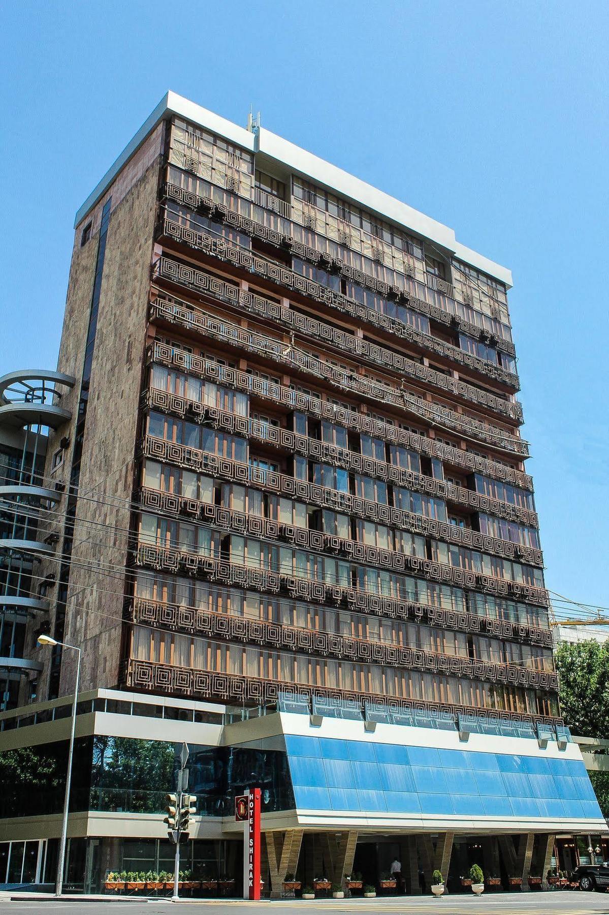 Shirak Hotel Erevan Esterno foto